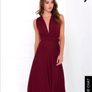 TRICKS OF THE TRADE BURGUNDY MAXI DRESS.